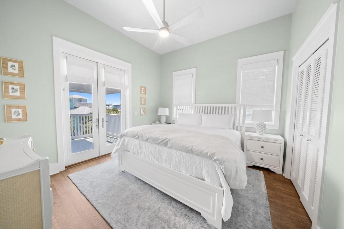 330 Beachside Premium Gulf Front Service Now Included * Panama City Beach
