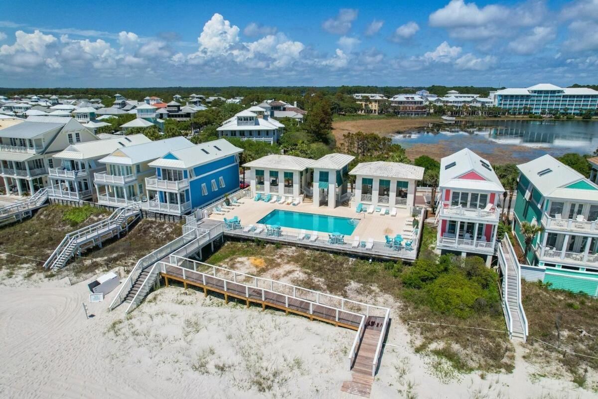 Holiday home 330 Beachside Premium Gulf Front Service Now Included
