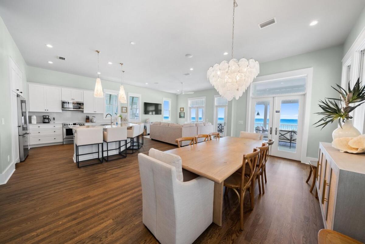 330 Beachside Premium Gulf Front Service Now Included