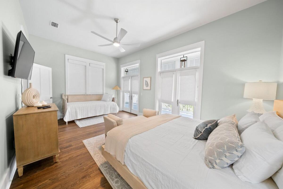 Holiday home 330 Beachside Premium Gulf Front Service Now Included Panama City Beach