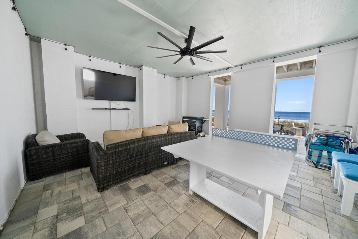 330 Beachside Premium Gulf Front Service Now Included Holiday home