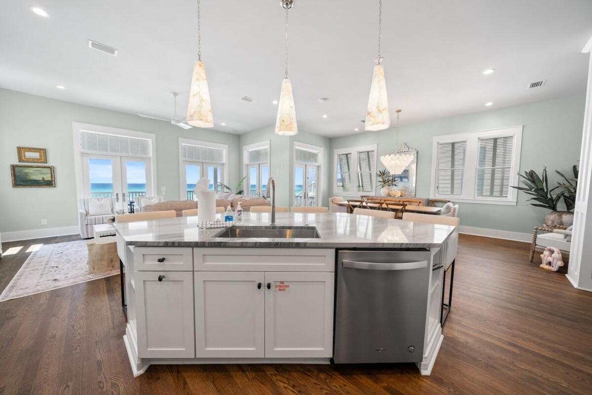330 Beachside Premium Gulf Front Service Now Included * Panama City Beach